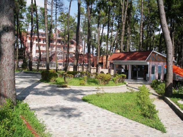 Villa Reta Hotel & Spa Grigoleti Eksteriør bilde