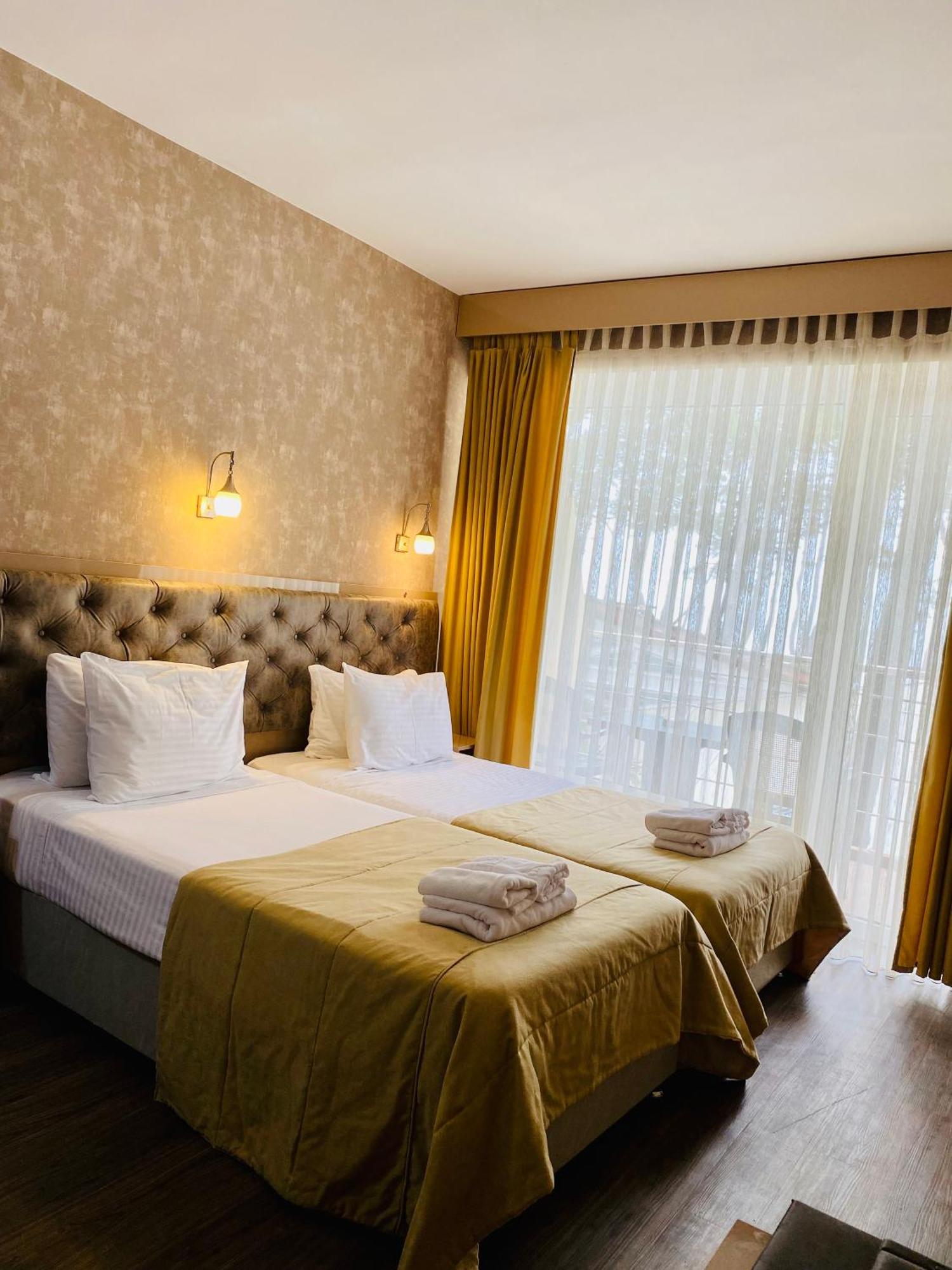 Villa Reta Hotel & Spa Grigoleti Eksteriør bilde