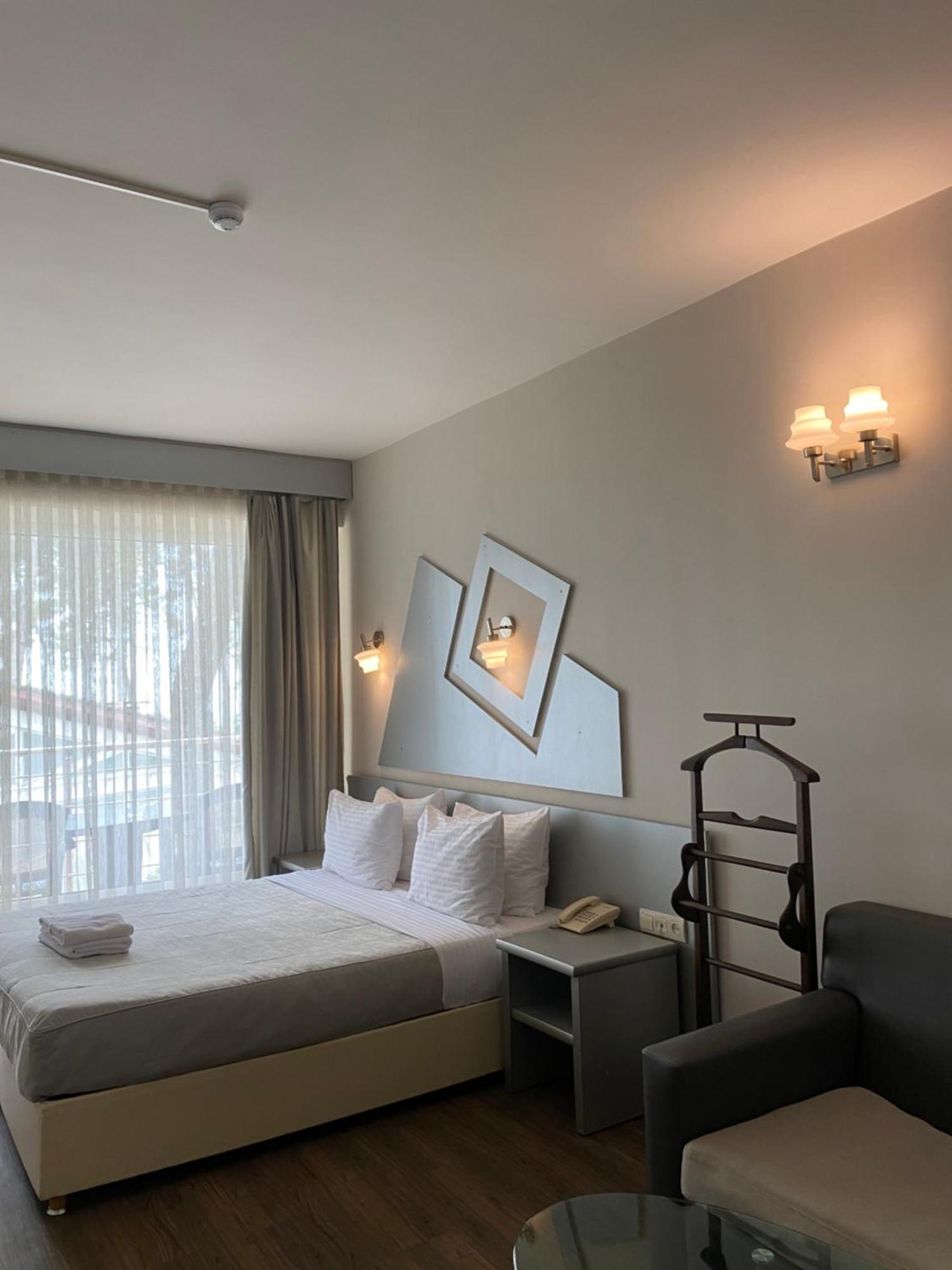 Villa Reta Hotel & Spa Grigoleti Eksteriør bilde