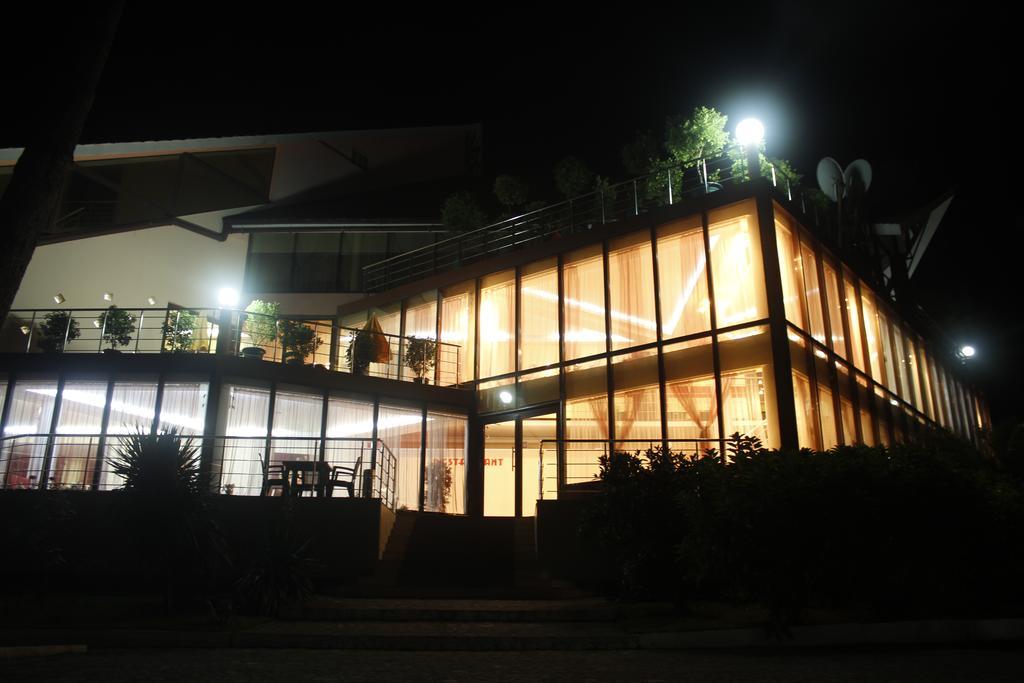 Villa Reta Hotel & Spa Grigoleti Eksteriør bilde